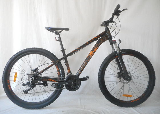 O sistema de freio o mais claro do disco do Mountain bike do corta-mato com a barra de aço do punho